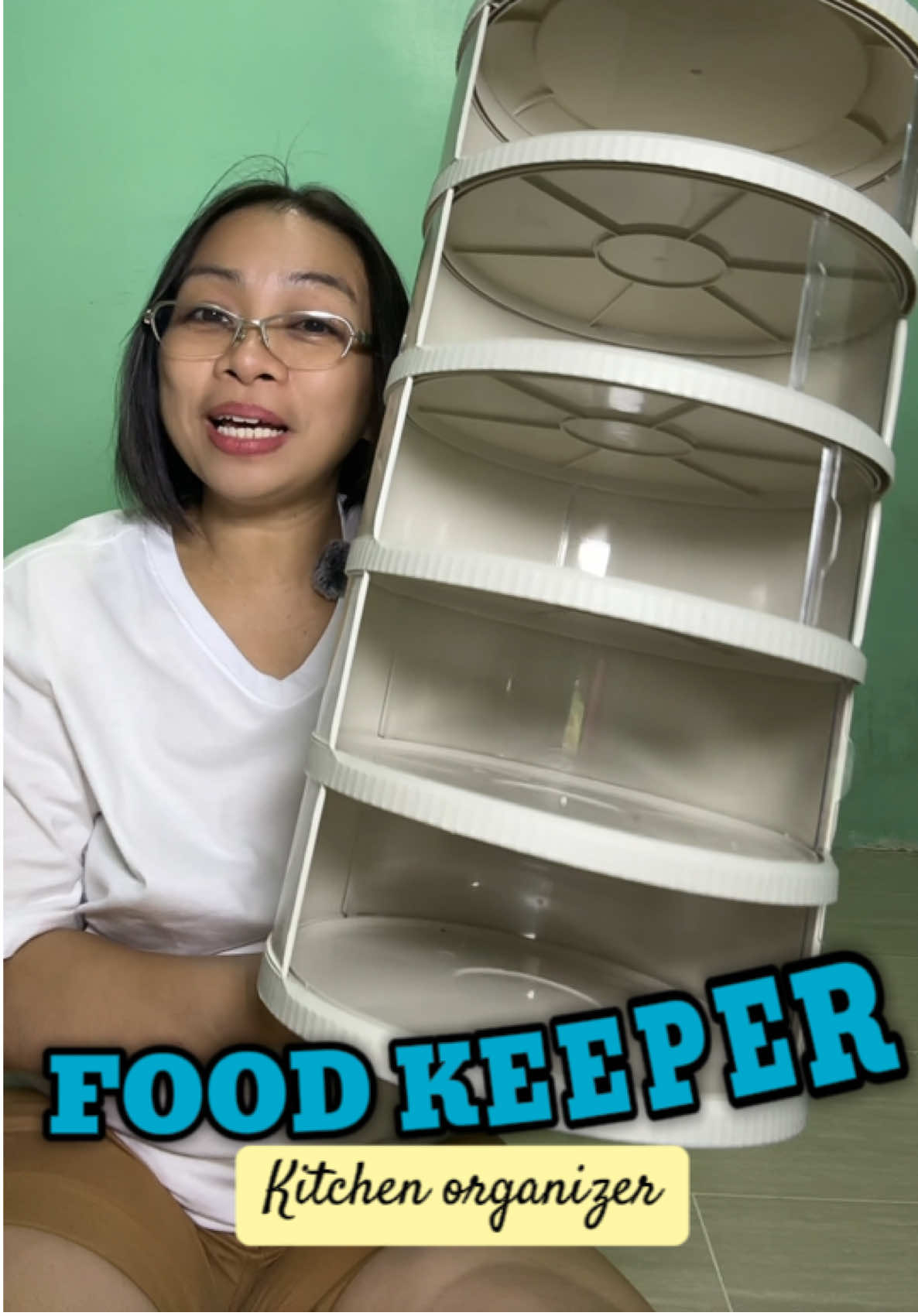Food keeper na sulit para tira tirang pagkain sa lamesa. Hashtag: #foodkeeper #foodstorage #kitchenorganizer 