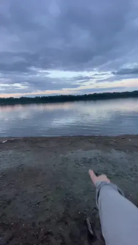 Городские исследования (англ. urban exploration) — исследования территорий и объектов в городе, производственного или специального назначения, также заброшенных сооружений и любых объектов, которые не лежат в поле зрения простого горожанина, с целью получения эстетического удовольствия или удовлетворения исследовательского интереса. Городские исследования обладают многими чертами молодёжной субкультуры.@takashimaru #urbex #urbexworld #urbexomsk #пу #пу3