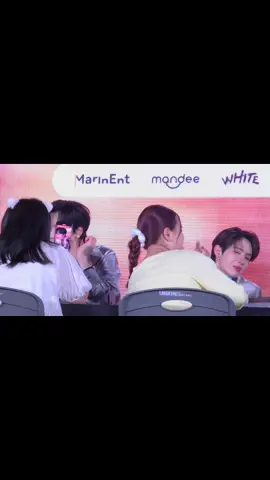 My friends kept trying to point out me to JamesSu 😂 cause I brought them to event 😂. Yhey asked JamesSu tell by Vietnameses 