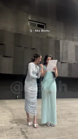 เบบี้ได้หอมยัง😖 #freenbecky #freenbeck #beckyfreen #beckfreen #freensarocha #beckyarmstrong #srchafreen #beckysangels #ฟรีนเบค #เบคฟรีน #ฟรีนสโรชา #เบคกี้อาร์มสตรอง 