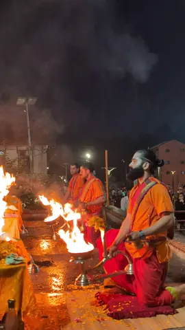 #pashupatinath_temple_kathmandu_nepal #pashupatinathaarati #harharmahadev #nepalkaran #livehighlights 