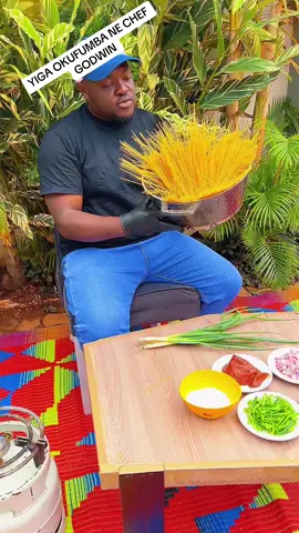 How do you always cook your pasta…. #spaghettibolognese #chef #chef_godwin_best_on_tiktok #chefgodwinuganda #best_uganda_chef_godwin 