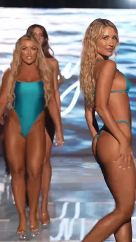 Ask and you shall receive! Here’s the full walk of the Moxy swim runway show! Who was your favorite? #miamiswimweek #influencer #modelswalktv #Runway #fyp 