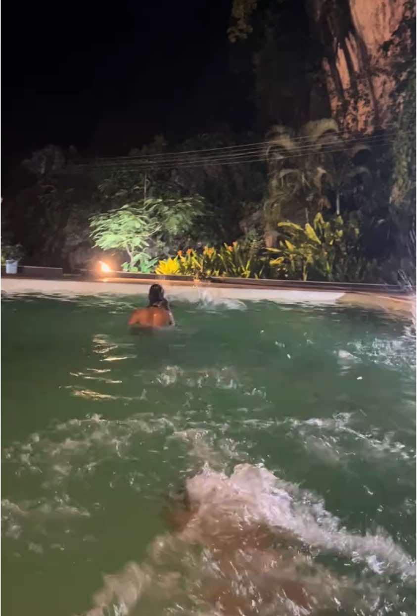 ပျောက်ဆုံးသွားသော လင်းပိုင်အားတွေ့ရှိ 🥹🥹 #tiktok #fyp #swimming 