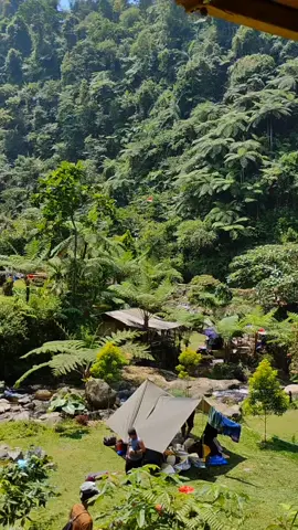 salah satu wisata alam yang masih alami 🍃🍃⛺⛺✈️💦 📍curug sawer Cidahu manglid  #curugsawercidahumanglid  #waterfall  #campinggroundcidahu . . . . . . . . #foryou  #fyp 