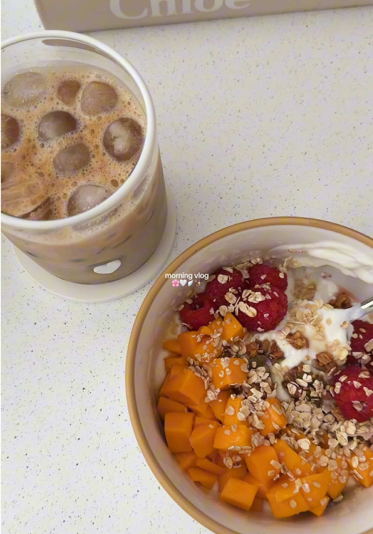 happy monday besties 🫶 #morningroutine #morningvlog #aesthetic #dailyvlog #diml @Tatcha US 