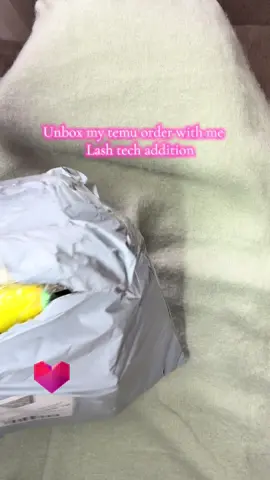 Okayyy Temu haul time 🛍️✨  lash tech edition 👀💖 Tell me why waiting for lash supplies to come feels like Christmas every time 😂 #LashTech #TemuHaul #BeautyTikTok #UnboxingVideo #fyp 