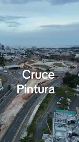 Así va  El Ministerio de Obras Públicas presentó imágenes de los avances en la intervención del cruce de Pintura, en la intersección de la avenida Isabel Aguiar con la 27 de Febrero. Los trabajos muestran progresos visibles en esta obra de alto impacto para la movilidad del Gran Santo Domingo. #ObrasPúblicas #SantoDomingo #Movilidad #AplatanaoNews #CrucedePintura 