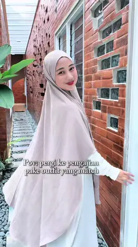auto mood seharian kalo outfit nya mendukung🤭.                           #hijabsyari #gamissyari #khimarsyari #outfitsyari #outfitkajian 