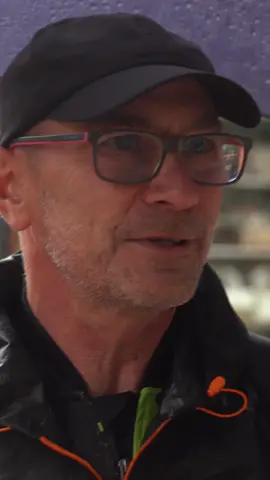 Czasem doprawdy warto się ubezpieczyć. Bo nawet jeśli jesteśmy przekonani, że wszystko pójdzie zgodnie z planem, to może zdarzyć się tak, że choć przygotowani byliśmy na słońce, to spada nam na głowę… deszcz. Dziś zapytaliśmy Polaków w Zakopanem czy ich zdaniem ubezpieczenie wakacyjne winno być standardem. Zapraszamy na supermoce w podróży z bankiem Pekao S.A. - tym z Żubrem! [reklama] 