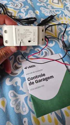 ✨ Transforme seu portão de garagem em um aliado da automação inteligente! Com o Controle Inteligente para Portão de Garagem da Velds, você leva sua casa para um novo nível de praticidade e segurança. Compatível com Amazon Alexa, Google Assistente e ainda funcionando perfeitamente com Smash Live, TooSmart e Samsung Smash Games, esse dispositivo é a solução ideal para quem busca automação confiável e acessível. Imagine chegar em casa e abrir o portão apenas com um comando de voz ou pelo celular, sem precisar descer do carro. Além disso, ele permite que você configure rotinas inteligentes, como abrir o portão ao detectar sua chegada, fechar automaticamente em determinado horário ou até integrá-lo com câmeras e sensores para reforçar a segurança. 📱 A integração com smartphones Samsung torna o uso ainda mais fluido, aproveitando os recursos do ecossistema Galaxy. Tudo é feito de maneira simples: controle pelo aplicativo dedicado, comandos por voz e até integração com outros dispositivos inteligentes da sua casa. 👵 Pensando em acessibilidade, o dispositivo também é perfeito para idosos: com apenas um toque no celular ou um simples comando de voz, o portão abre ou fecha sem esforços físicos. Mais segurança, praticidade e autonomia para toda a família. 🔗 Link de compra oficial e seguro: https://amzn.to/3ZGtrf3 🚀 Se você busca conforto, automação de verdade e integração completa com os principais ecossistemas de casa inteligente, o Controle Inteligente para Portão de Garagem da Velds é a escolha certa. #conheçaeaprenda #casainteligente #automaçãoresidencial #alexa #smartlife @velds.br 