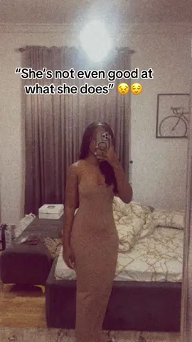 Not good? What a lie😂🙈. #fashiondesigner #sewingtiktok #fashiontiktok #fashionstyle #fyppppppppppppppppppppppp #fyp #foryou #foryoupage #kejie_seamdream #smallbusinessowner 