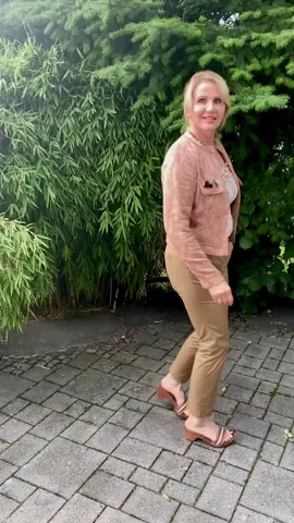 #bestagermodel #outfitinspo🔥🤍🖤🖤 #styleinspiration #summerfeelings #styleoftheday 