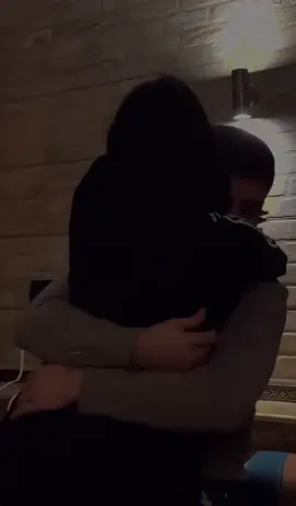 شكثر مشتاق لو تدري ..