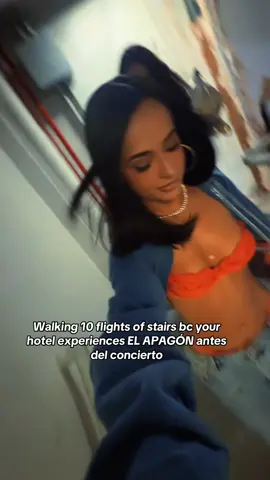 getting stuck in an elevator before Benito is an absolute NO for me 😂