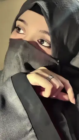 جس دن سے مجھے یہ پتا چلا ہے
 کہ میرا رب مجھے غور سے سنتا ہے😇
 میں نے لوگوں کے سامنے رونا چھوڑ دیا ہے😇😊😊😊 #foryou #viralvideo #fybbbbbbbbbbbbbb #unfreezmyaccount #CapCut 