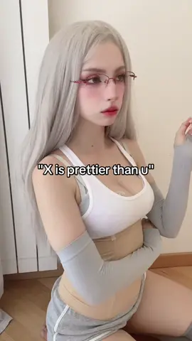 OBVIOUS JOKE... I'm a very humble person (maybe) but I didnt know what to put in this trend lol. Anyway tomorrow I'll leave for gamescom WAAAAA  #seiko #seikodandandan #dandadancosplay 