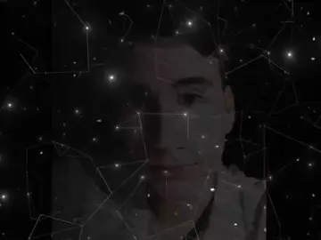 بعض الناس لا تقدرهم بل قندرهم 😏