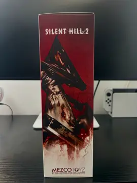 Mezco toys Silent Hill2 Pyramid Head #silenthill #Silenthill2 #pyramidhead #mezcotoyz #actionfigures 