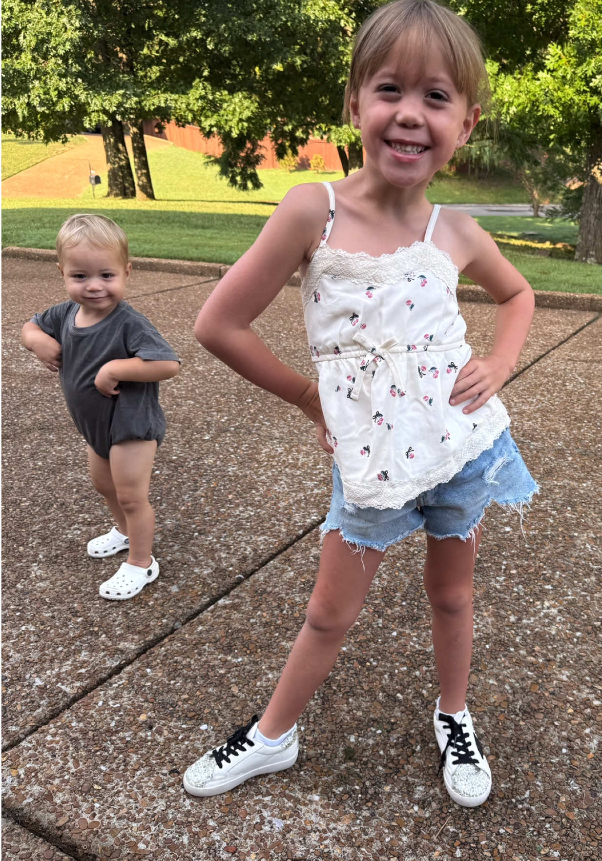 I enjoy dressing her more than I do myself 🤣 first week of school fits! #OOTD #backtoschool #schooluniform 