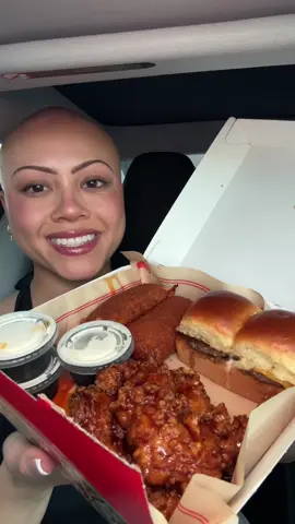 Chili’s new MUST try Triple Dipper Hack 🍔🧀 @Chili’s Grill & Bar #ChilisPartner #ChiliesTripleDipperHack 