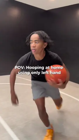 Some of yall can chill- Timmy is right handed but he can definitely use LEFT. He is an elite player that plays at a highly competitive level …so of course he can do both 😁 #basketball #hooper #sportcourt #homecourt #fyp 
