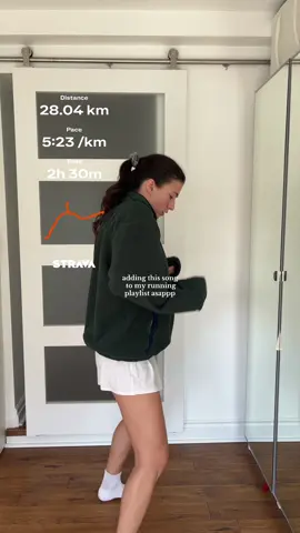 need to start running later in the day so i actually get a tannnnn 😭🥲😎 #runningcommunity #marathontraining #runtok #longrun #runningera  @lululemon @Gap  