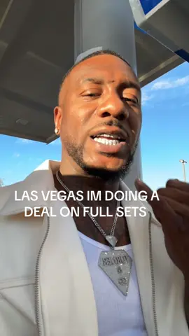 Running deals on full sets! Must be atleast 6 x 6 to get the sale price. Best prices and quality in the city! DM ME ASAP! #grillz #fypシ 