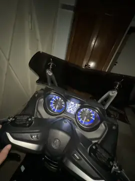 #nchoufha_galbi_ykhraj #tmax560 #yamaha #motodz🇩🇿😍 #fyy #dzpower #الشعب_الصيني_ماله_حل😂😂 