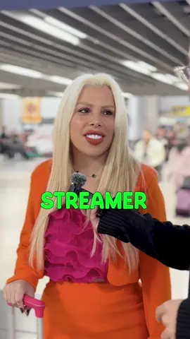 Qua é o seu business? #tiktoker #streamer #live #diamantes #dinheiro 