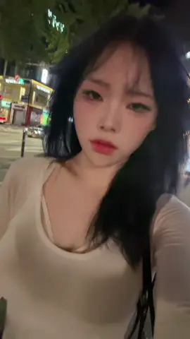 어디게 맞추면 뽑뽀. #korea  #hongdae #홍대 