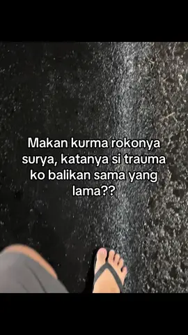 🗿