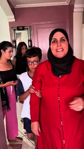 مرحبا بيكم عند غيزلان بنت الحاجة شاطئ مانسمان المحمدية ❤️🇲🇦🇲🇦🇲🇦❤️❤️ النمرة في التعليق المثبت