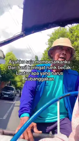 Abah  Abah sama sekali tidak pernah mengeluh bila bagawi, abah pulang kerumah tidak pernah merasa kelapahan. Ceria bila melihat anak lwn bini sidin #abah #punggungkeluarga 