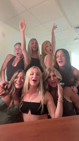 Girles #college 
