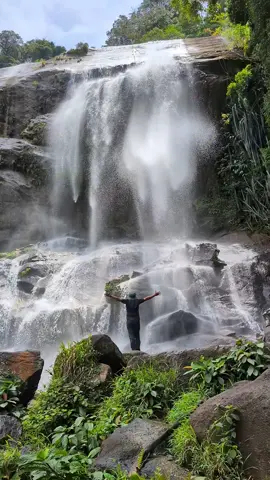 Nature’s masterpiece 📍Lata Puteh, Perak #lataputeh #lataputehwaterfall #nature #waterfall 