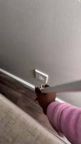 EZ Outlet Electrical Outlet Extender with USB-A USB-C & 2 AC Outlets Extendable 22-34