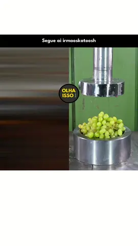 Dá uma olhada no que temos na nossa caixa de primeiros socorros! 🩹💊 Descubra tudo e fique preparado! Conteúdo exclusivo de @irmaoskatoosh!
