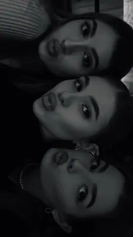 اذا ماكنتو تلت اصدقاء ماتسمو حالكن رفقات حقيقين🦋🦋🦋@منشني رفقاتك#اصدقاء#رفقات #كل_الي_شافنا_قال_يا_ريتنا_زيهم❤ #مشاهدات_تيك_توك #اكسبلور 