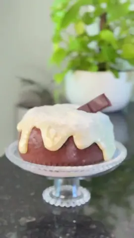 E se tá faltando essa peça linda na sua mesa posta, e já quer adquirir.. Prato de Cristal com Pé e Tampa Pearl 20cm x 18cm - Ref 28272 Investimento de R$ 119,90. #pratocomtampa #pratowolff #pratodebolo #pratodecristal