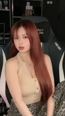 @lauraziphoraa  #foryou #lauraziphoraa #foryoupage #xyzbca #fyp #trend #lora 