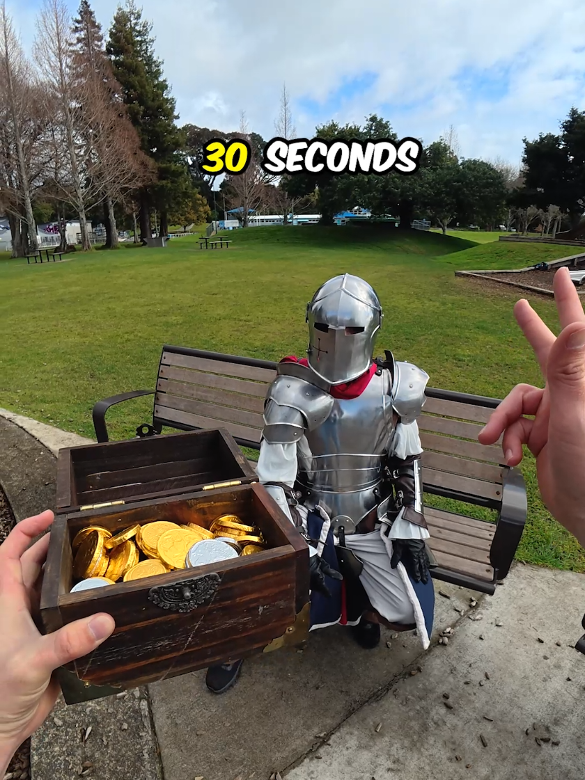 Catch Me In 30 Seconds Win Gold!? 🪙 #labubu #shark #parkour #northsea 