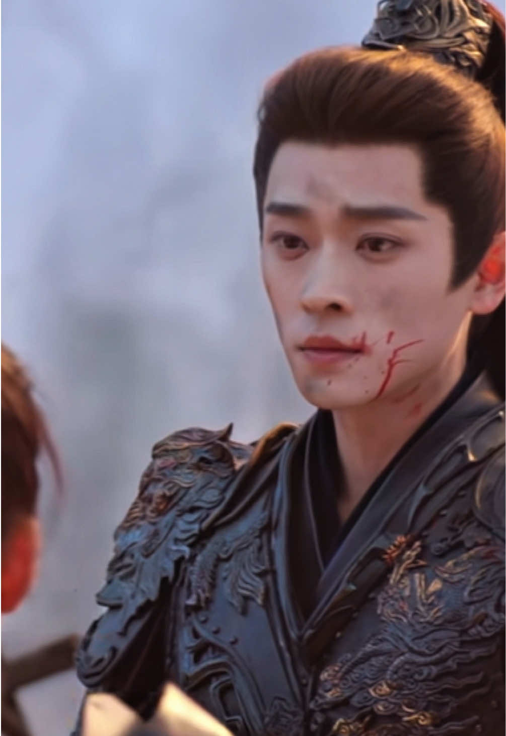 EP26  ป้องกันเมืองรุ่นตู  แกเอ้ยซีนนี้เป็นอีกซีนที่ชอบแบบมากๆ  ดูสายตาเขาทั้งสองคนเวลามองกันสิ  🥰 มันบรรยายออกมาเป็นคำพูดไม่ได้เลย  อารมณ์ห่วงหา  อาลัยอาวรณ์   เหลือฉากสนามรบต้องใช้เวลาตัดหน่อย   ช่วงนี้ก็ไม่ค่อยมีเวลาว่างด้วย😅 ว่างค่อยมาเม้าส์มอยกันเด้อ 🥰  ถึงบอกว่าช่วงนี้สู้ชีวิตเหลือเกิน 😅 #เหนือสมรภูมิ #legendofthefemalegeneral #锦月如歌 #เฉิงเหล่ย #โจวเย่ 
