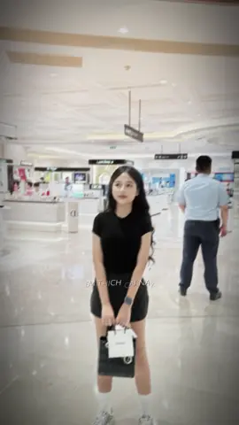 chống gãy lưng 🙇🏼‍♀️ #chanel #viral 