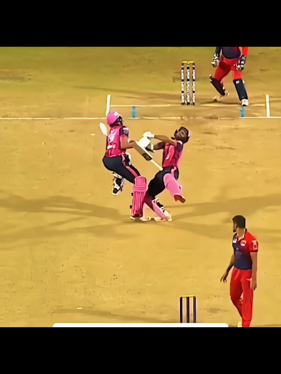 Top funny moments 😅🤭😂 Part 2 #funnycricket #cricketfunny #fyp #cricket #viralvideo#comedy#cricktok#sport#fyp#foryou#growmyaccount#unfreezemyaccount#cricketlover#viral#🇬🇧🇬🇧 