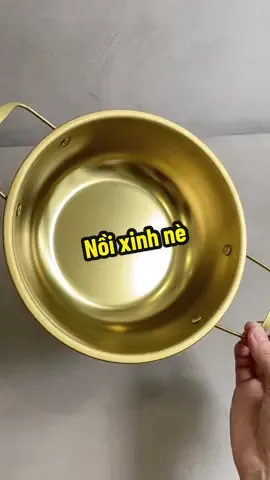Bác nào mún ăn mì mà cũng đuyện ảnh thì quất liền em nồi vàng xinh xắn này nha😆😆 #giadungtienich #giadungthongminh #noinaumihanquoc 