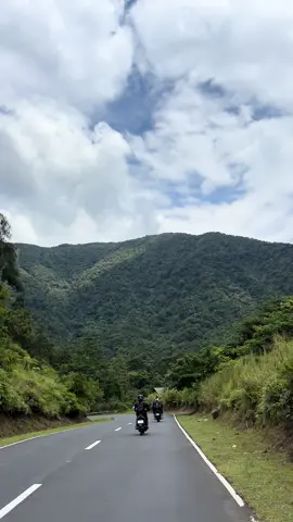 When road trip gives you a therapy and peace 😍#fyp #bundok #roadtrip #infantaquezon 
