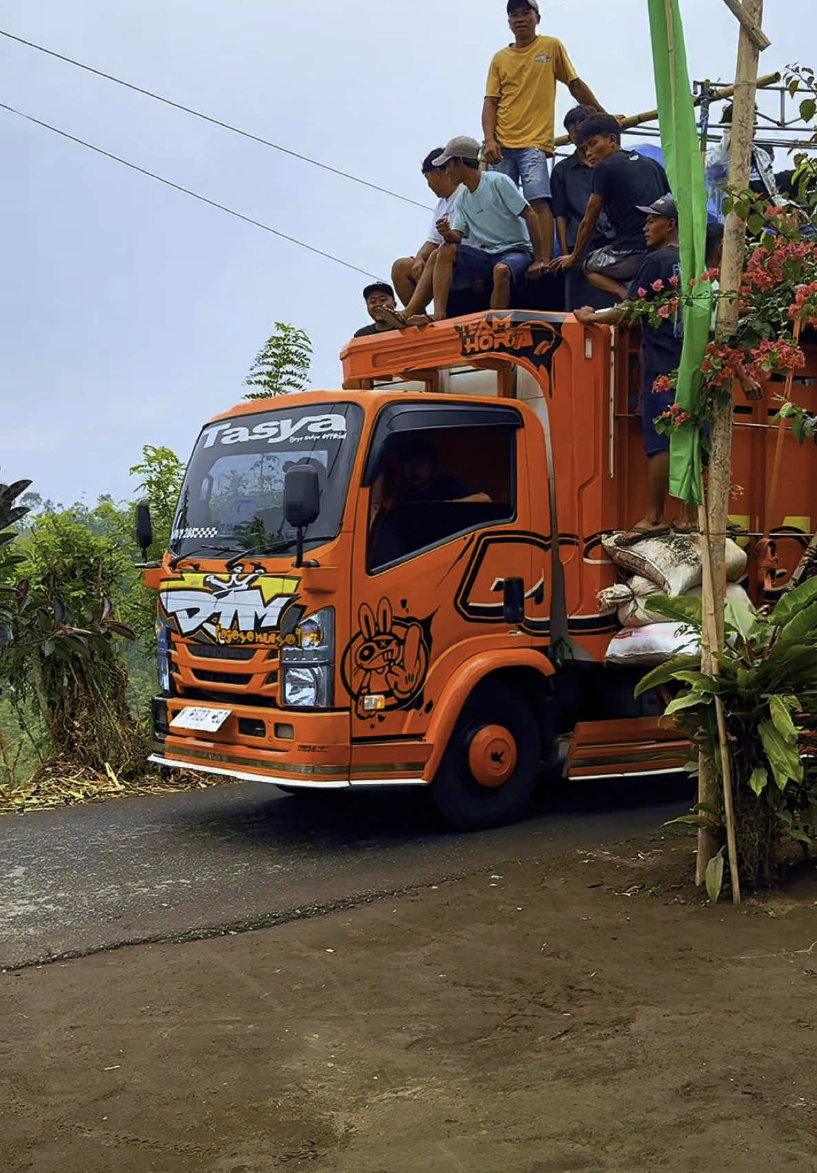 Mpun redy di desa Sukosari #fyp #fypシ゚ #fypシ゚viral🖤tiktok #fyppppppppppppppppppppppp #fyppppppppppppppppppppppppppppppppppppシ 