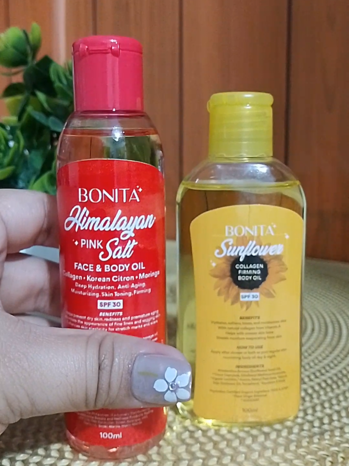 BONITA HIMALAYAN AND SUNFLOWER 