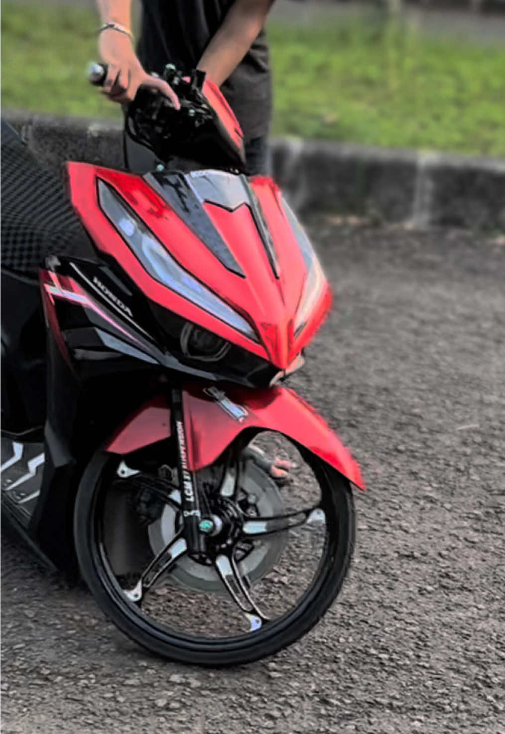 et burik dikit ga ngaruh🫦 #vario125 #fyp #penggunaring17 #r17style 